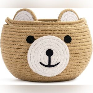 NWT Baby Bear Basket 🐻